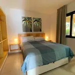 Atlantic Garden - Quiet Apartment, And Close To The アパート